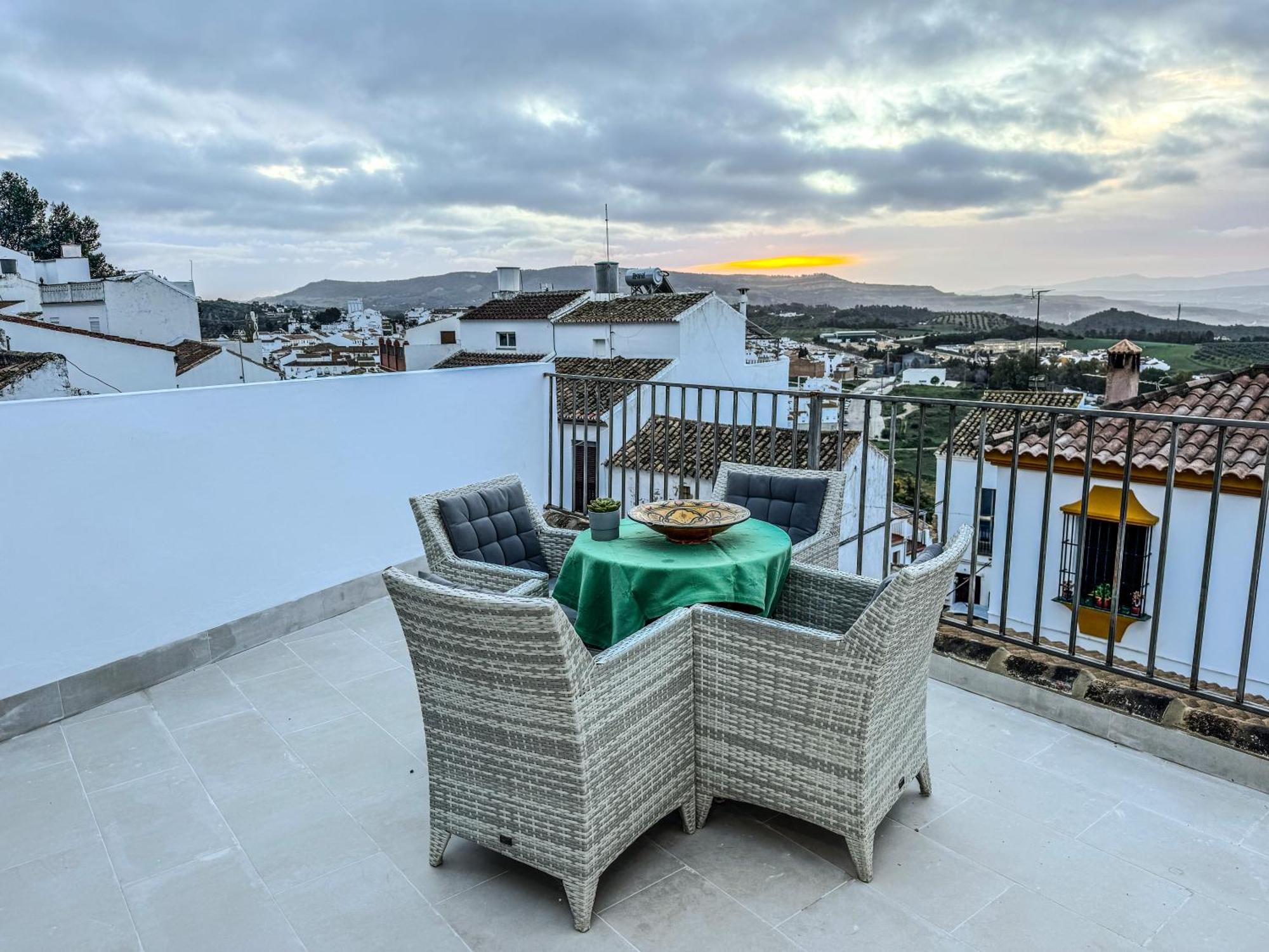 Villa Lemon Tree Patio Olvera Esterno foto